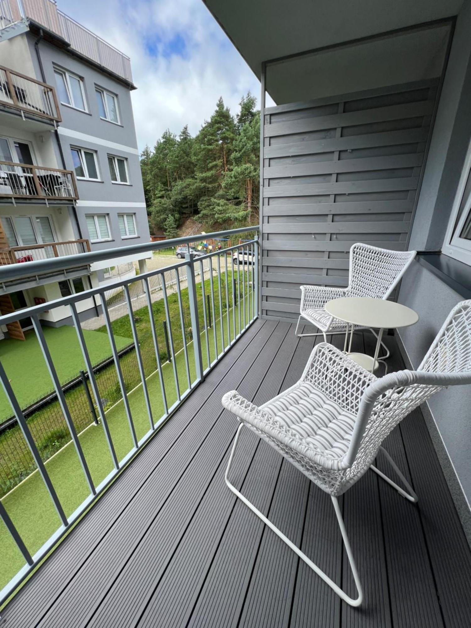 Apartamenty Na Żmijowej Górce Debina  Exterior foto